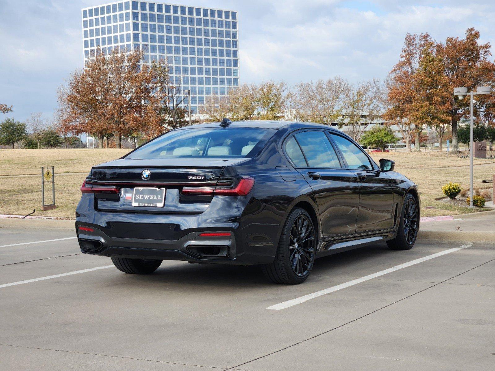 2022 BMW 740i Vehicle Photo in PLANO, TX 75024