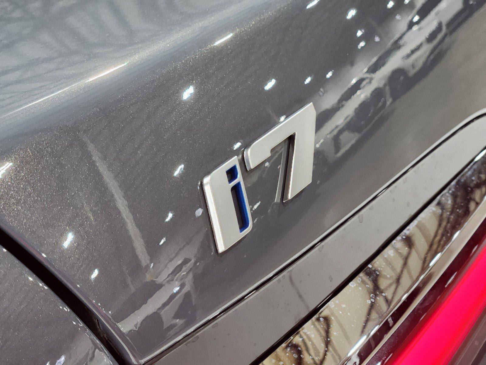 2024 BMW i7 Vehicle Photo in GRAPEVINE, TX 76051