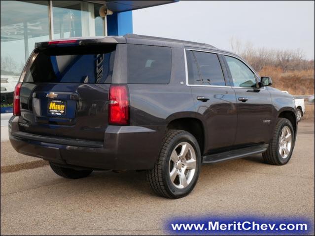 2016 Chevrolet Tahoe Vehicle Photo in MAPLEWOOD, MN 55119-4794