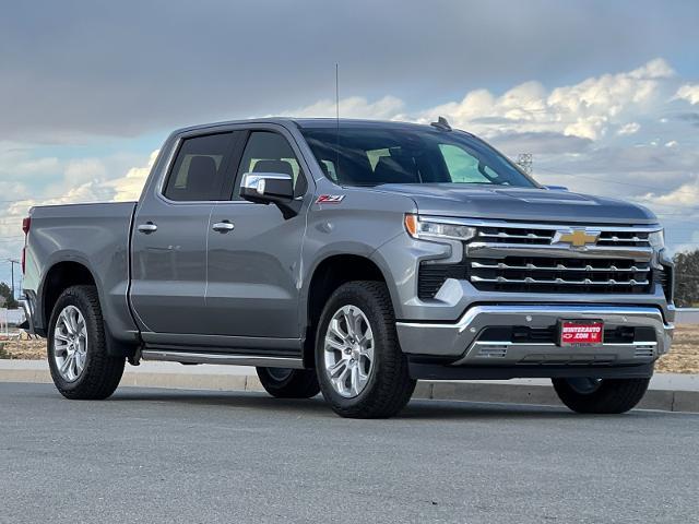 2025 Chevrolet Silverado 1500 Vehicle Photo in PITTSBURG, CA 94565-7121