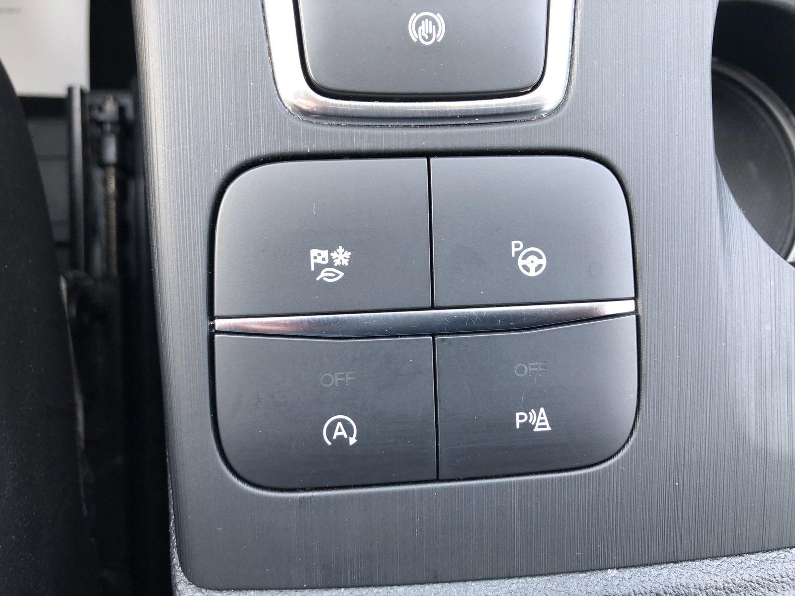 2020 Ford Escape Vehicle Photo in Mechanicsburg, PA 17050