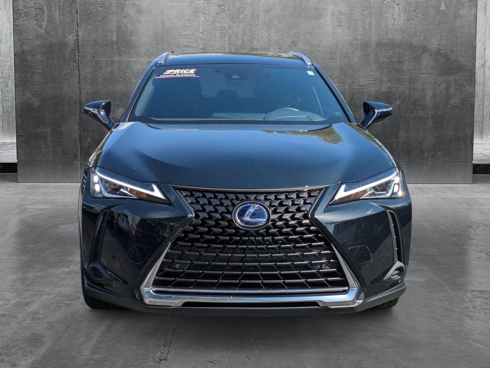 2022 Lexus UX Vehicle Photo in GREENACRES, FL 33463-3207