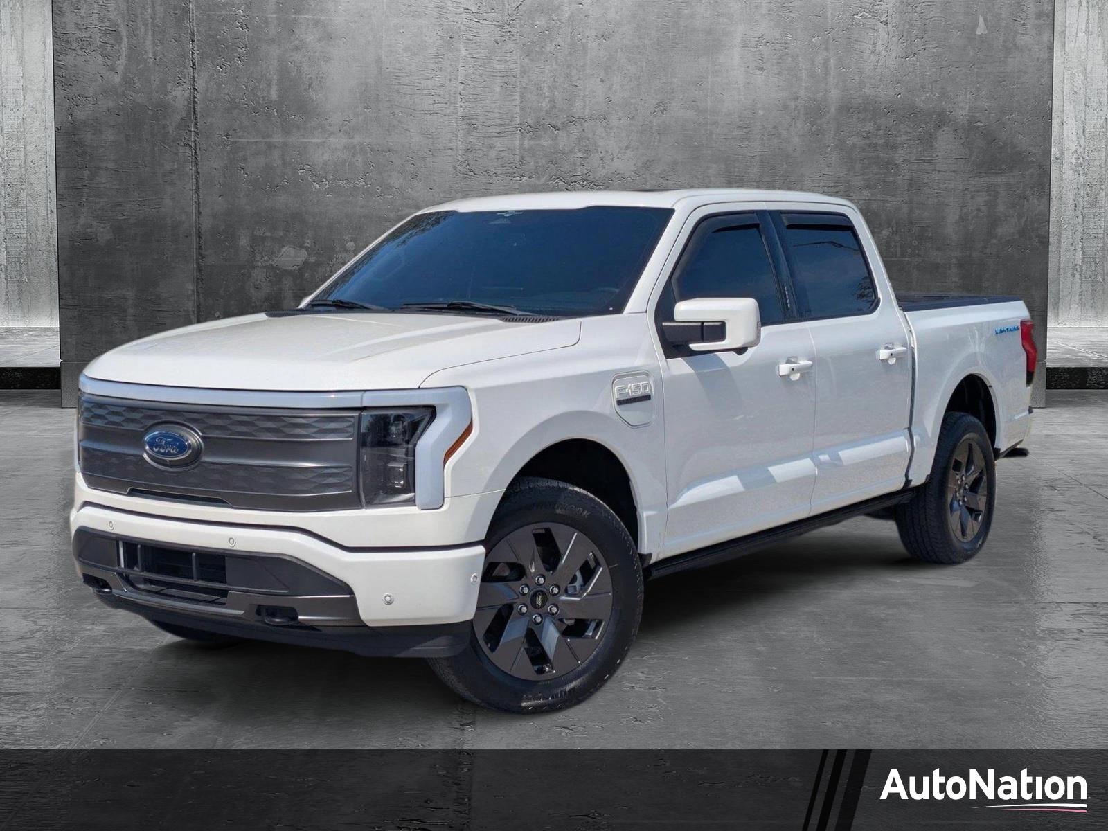 2023 Ford F-150 Lightning Vehicle Photo in Sarasota, FL 34231