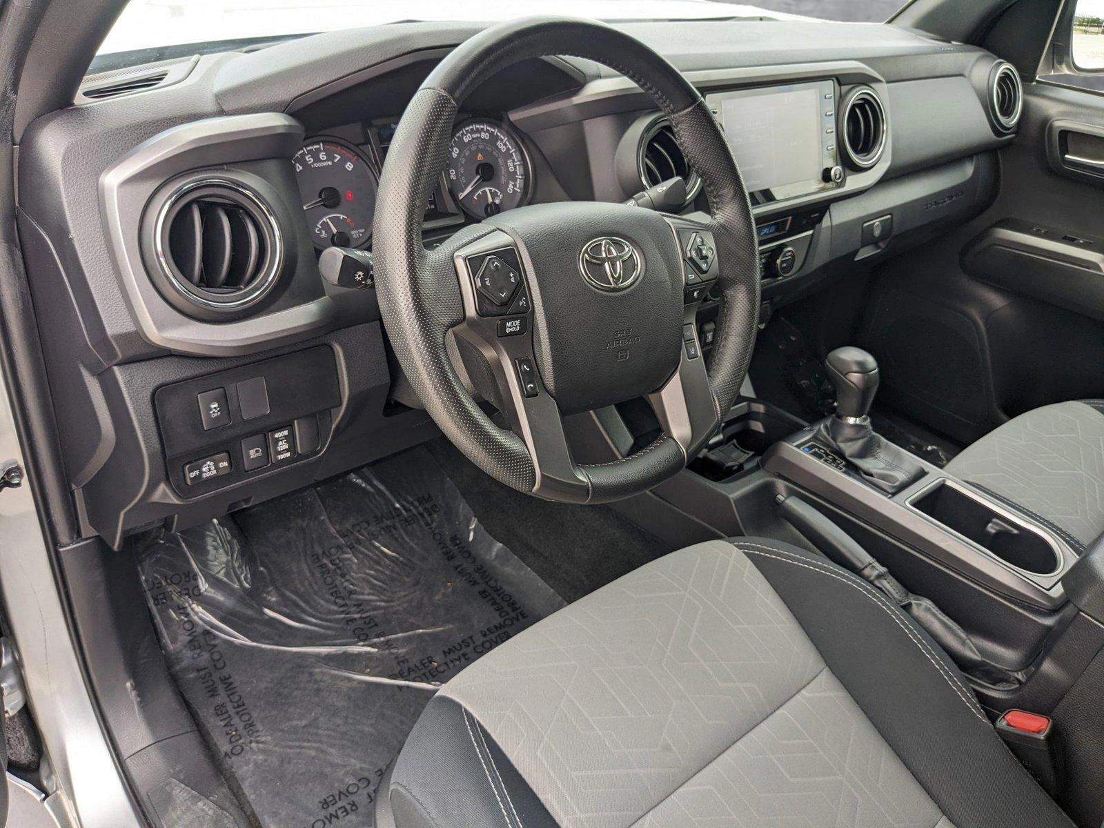 2022 Toyota Tacoma 2WD Vehicle Photo in Davie, FL 33331