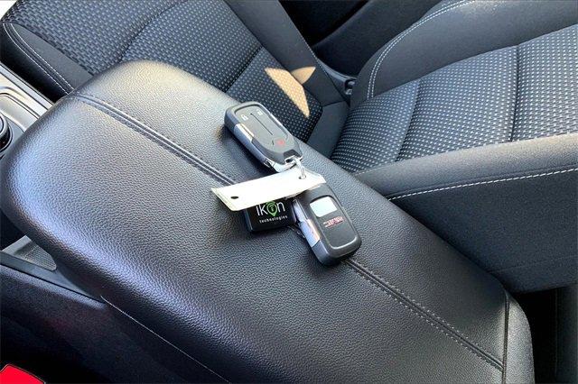 2024 GMC Terrain Vehicle Photo in TOPEKA, KS 66609-0000
