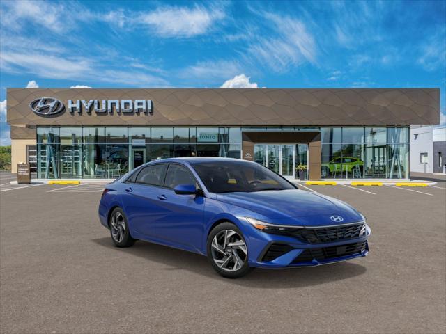2025 Hyundai ELANTRA Vehicle Photo in Peoria, IL 61615