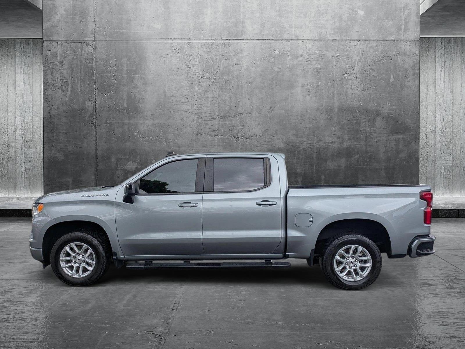2024 Chevrolet Silverado 1500 Vehicle Photo in GREENACRES, FL 33463-3207