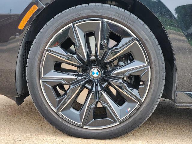 2023 BMW 760i xDrive Vehicle Photo in PLANO, TX 75024