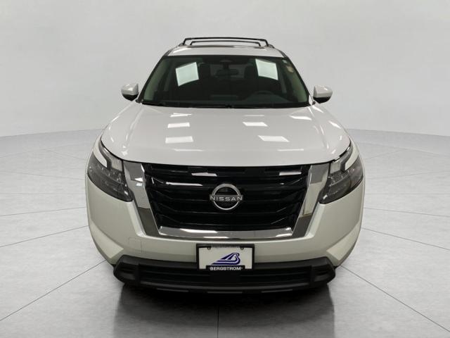 2025 Nissan Pathfinder Vehicle Photo in Appleton, WI 54913