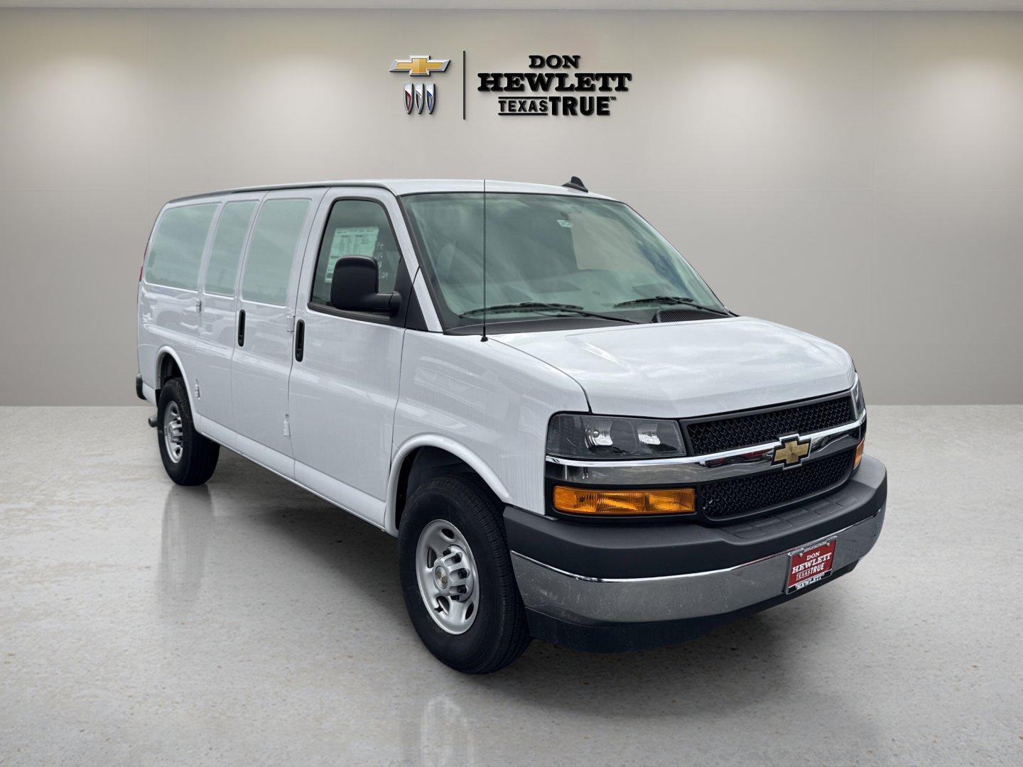 2024 Chevrolet Express Cargo 2500 Vehicle Photo in GEORGETOWN, TX 78626-7508