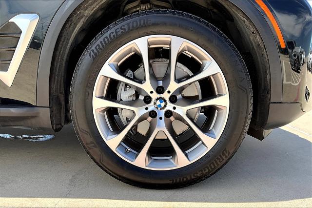 2025 BMW X5 sDrive40i Vehicle Photo in Grapevine, TX 76051