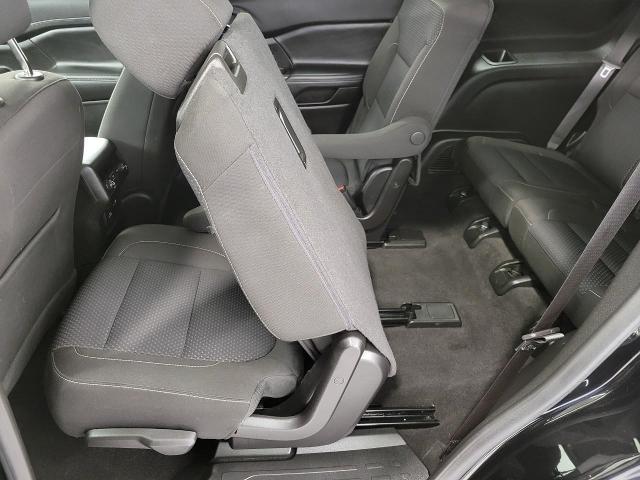 2023 GMC Acadia Vehicle Photo in GREEN BAY, WI 54303-3330