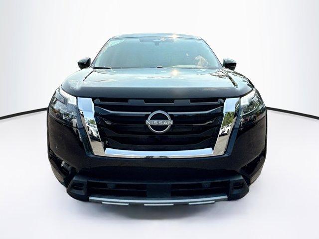 2025 Nissan Pathfinder Vehicle Photo in Flemington, NJ 08822