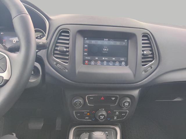 2018 Jeep Compass Vehicle Photo in Green Bay, WI 54304