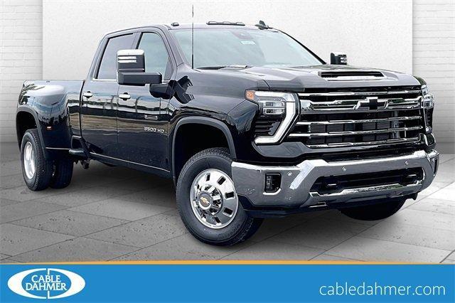 2025 Chevrolet Silverado 3500 HD Vehicle Photo in INDEPENDENCE, MO 64055-1314