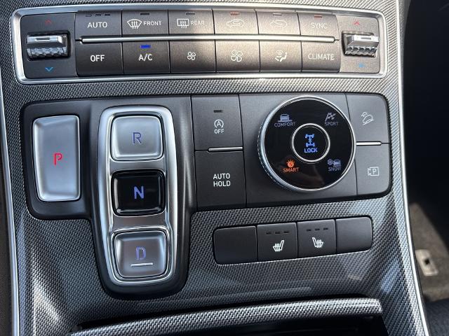 2023 Hyundai SANTA FE Vehicle Photo in Peoria, IL 61615