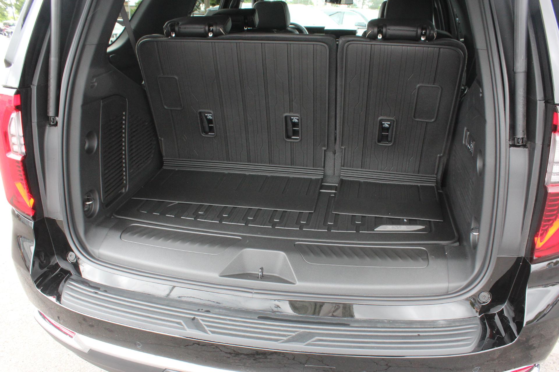 2025 GMC Yukon Vehicle Photo in AURORA, CO 80012-4011