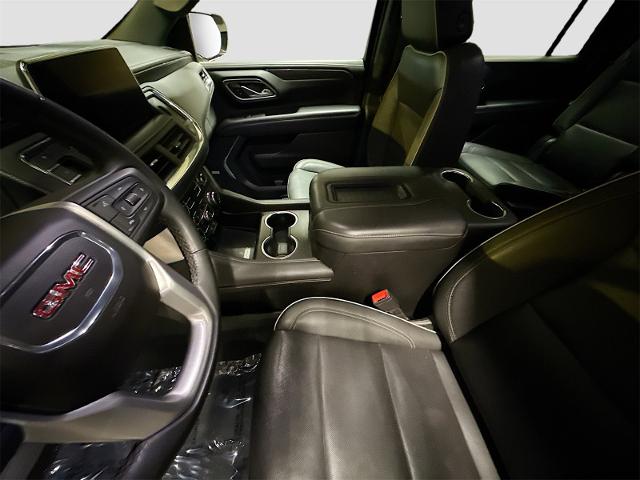 2023 GMC Yukon XL Vehicle Photo in EVERETT, WA 98203-5662