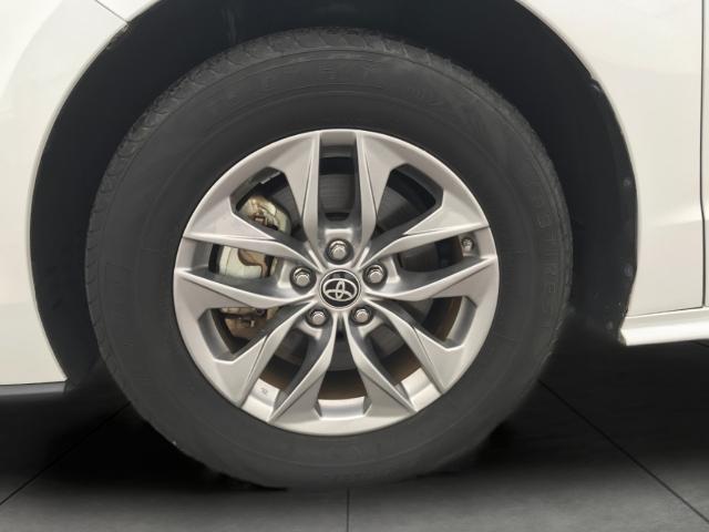 2023 Toyota Sienna Vehicle Photo in GREEN BAY, WI 54303-3330