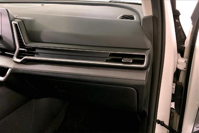 2024 Kia Sportage Vehicle Photo in Lees Summit, MO 64086