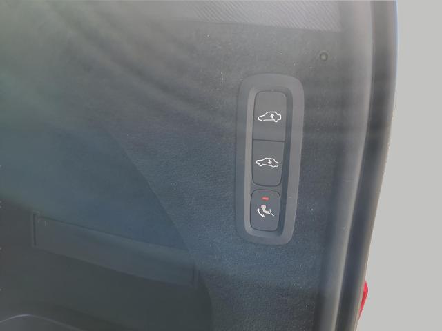 2022 Volvo XC90 Recharge Plug-In Hybrid Vehicle Photo in Green Bay, WI 54304
