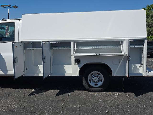2025 Chevrolet Express Commercial Cutaway Vehicle Photo in INDEPENDENCE, MO 64055-1314