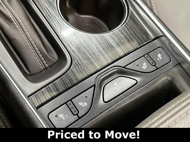 2019 Chevrolet Impala Vehicle Photo in EVERETT, WA 98203-5662