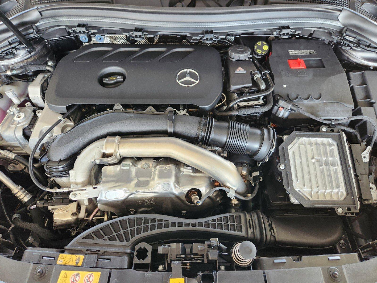 2025 Mercedes-Benz GLA Vehicle Photo in HOUSTON, TX 77079