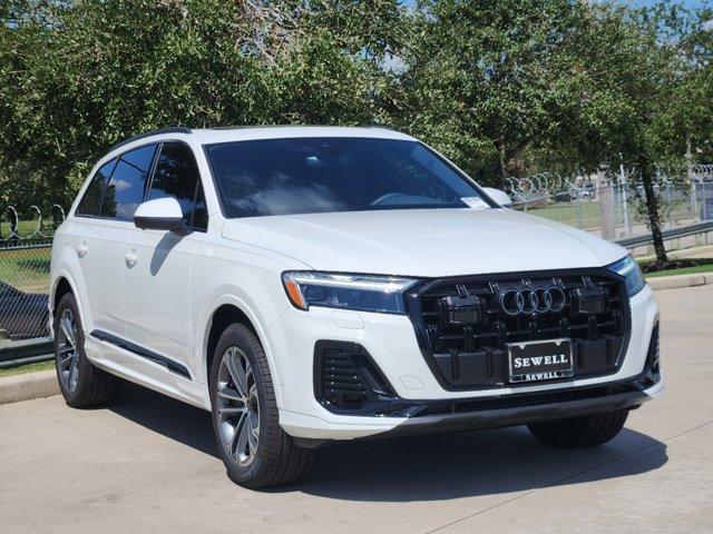 2025 Audi Q7 Vehicle Photo in HOUSTON, TX 77090