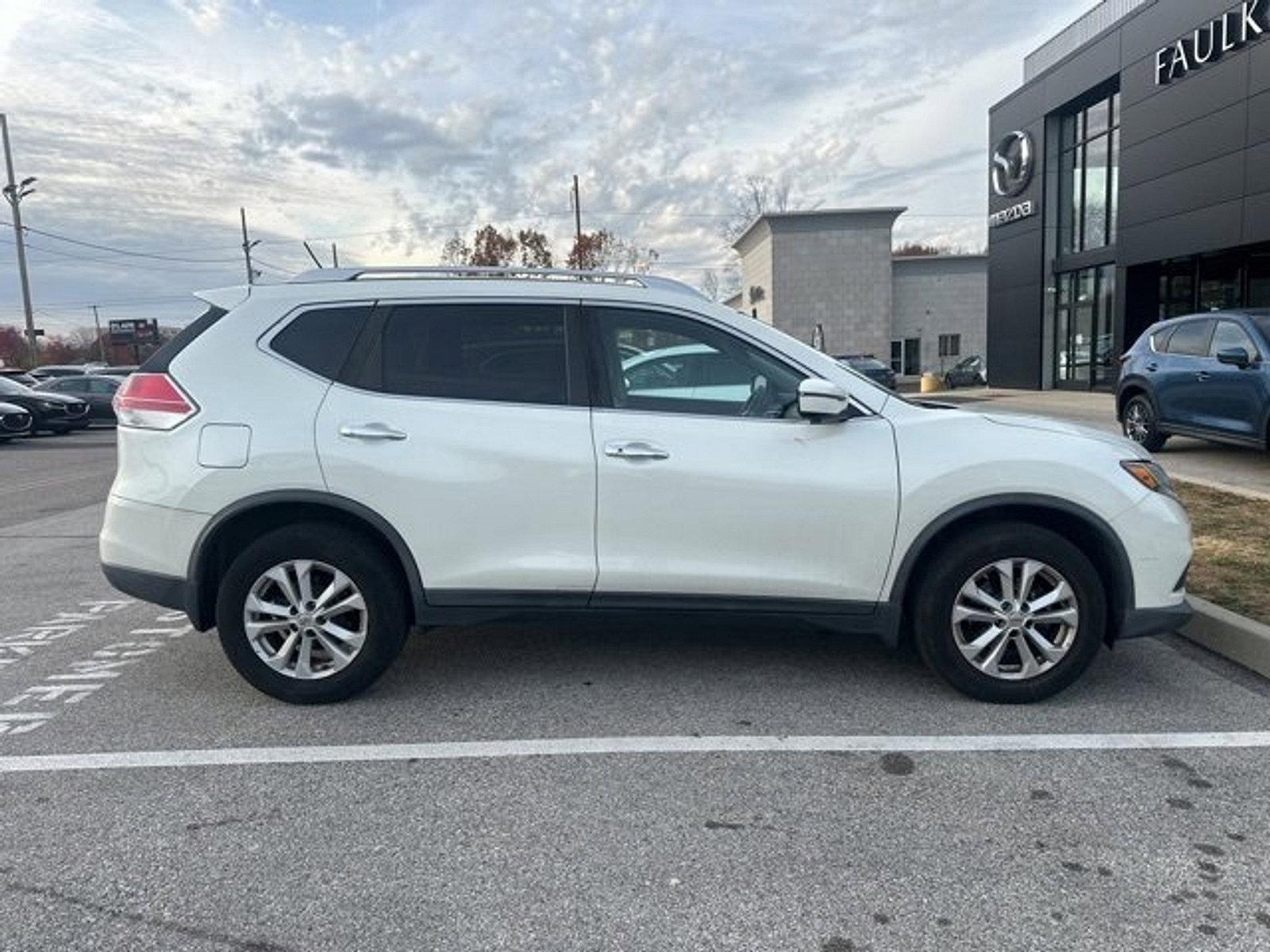 2016 Nissan Rogue Vehicle Photo in Trevose, PA 19053