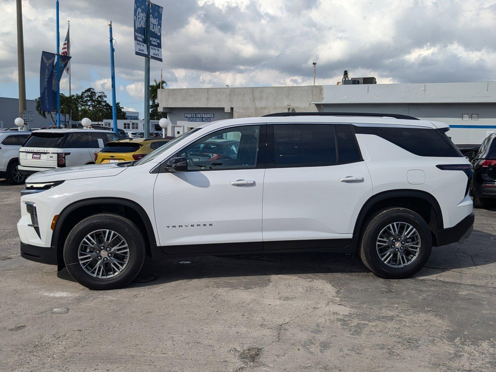 2025 Chevrolet Traverse Vehicle Photo in MIAMI, FL 33134-2699