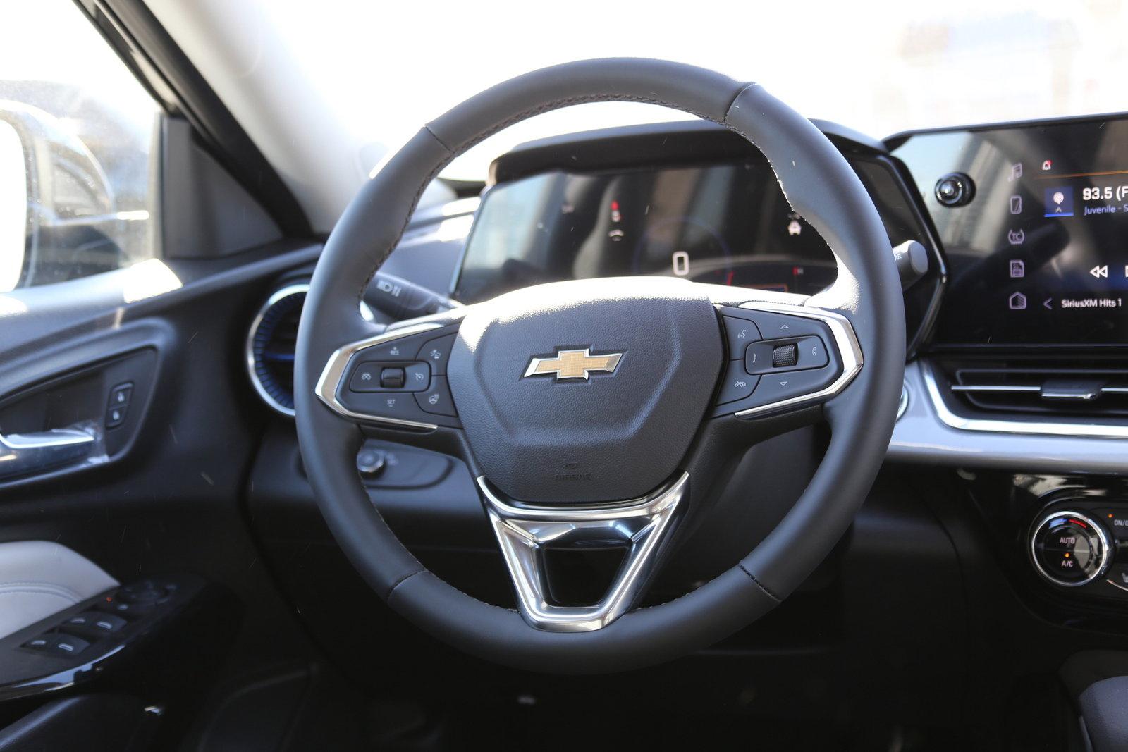 2025 Chevrolet Trax Vehicle Photo in LOS ANGELES, CA 90007-3794