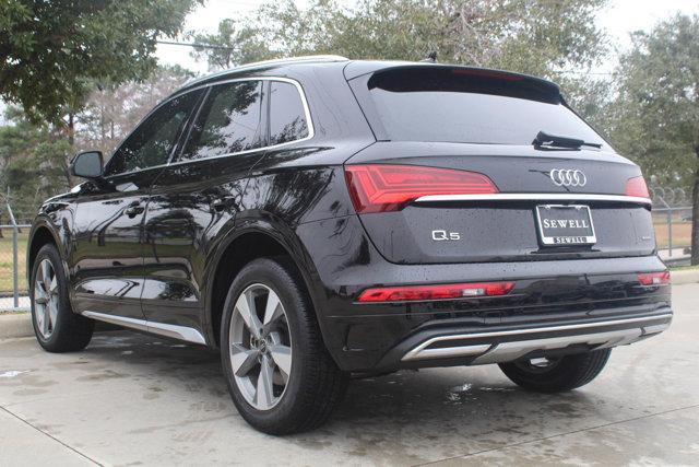 2024 Audi Q5 Vehicle Photo in HOUSTON, TX 77090