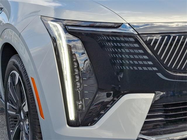 2025 Cadillac ESCALADE IQ Vehicle Photo in ALLENTOWN, PA 18103-7399