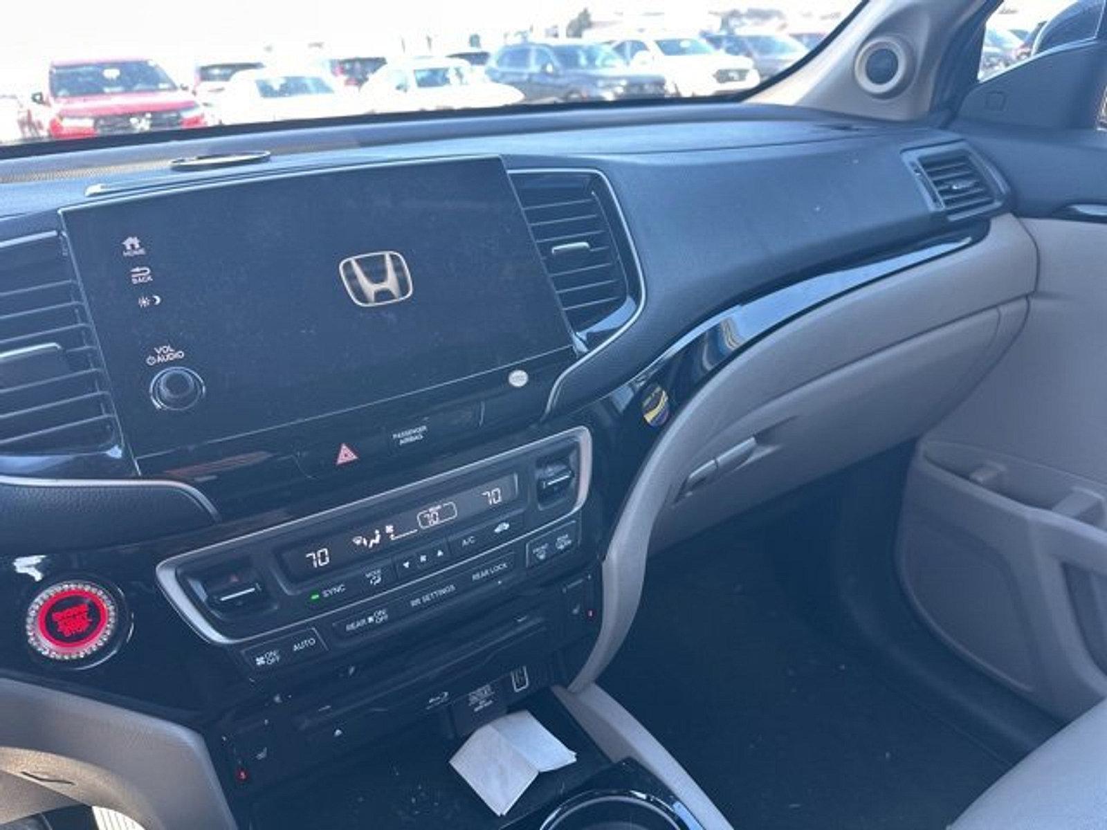 2021 Honda Pilot Vehicle Photo in Harrisburg, PA 17111