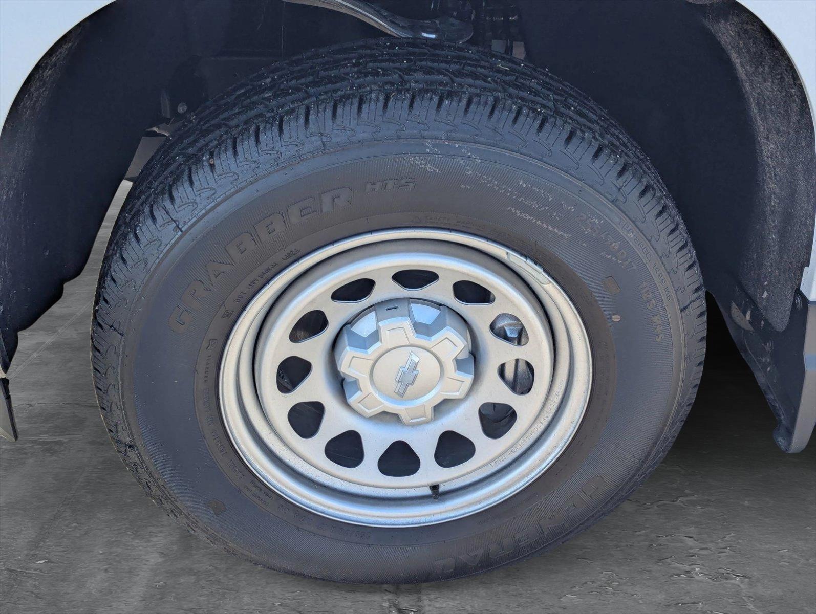 2025 Chevrolet Silverado 1500 Vehicle Photo in GREENACRES, FL 33463-3207