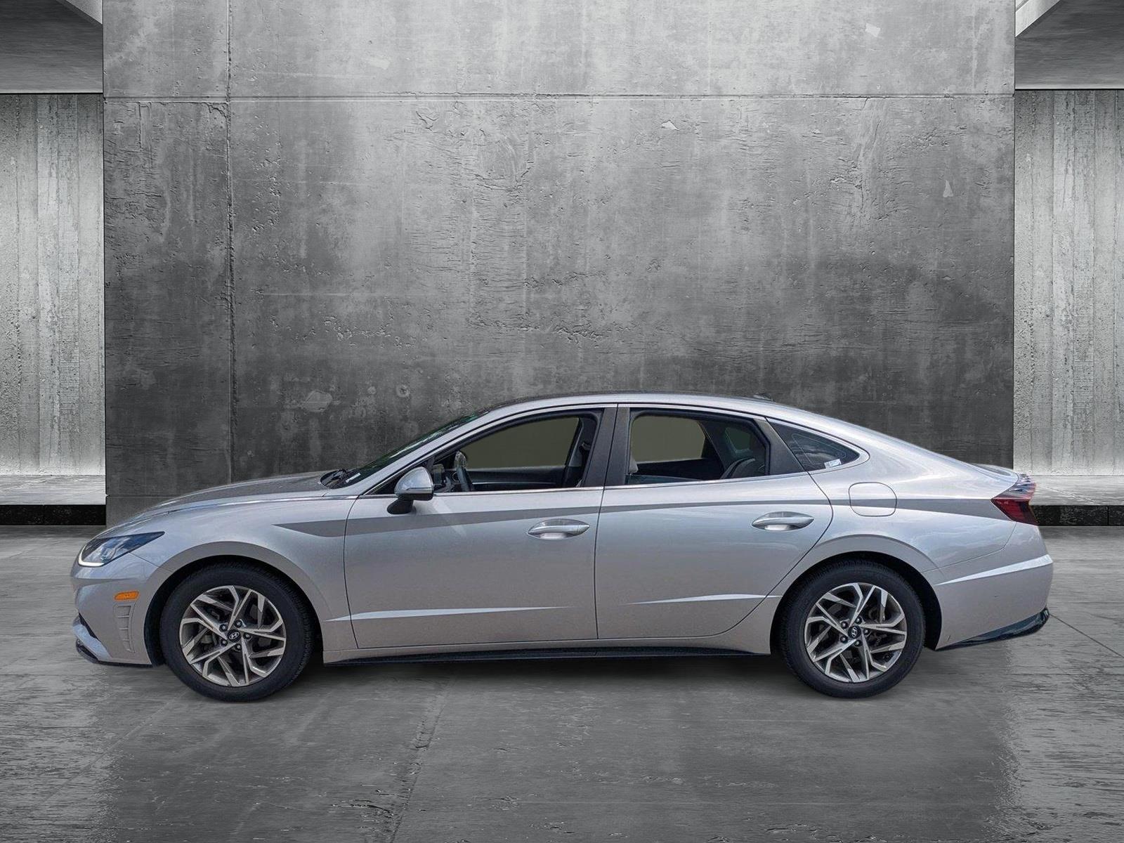 2021 Hyundai SONATA Vehicle Photo in Sarasota, FL 34231