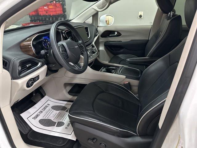 2022 Chrysler Pacifica Vehicle Photo in MEDINA, OH 44256-9631