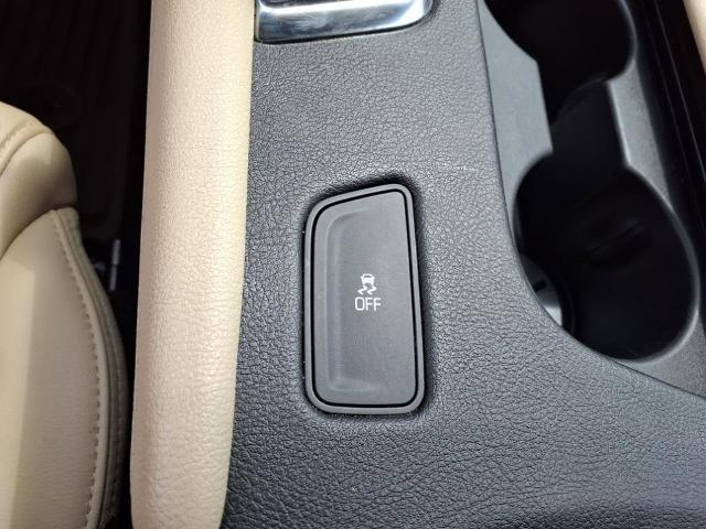 2019 Cadillac XT5 Vehicle Photo in HENDERSON, NC 27536-2966