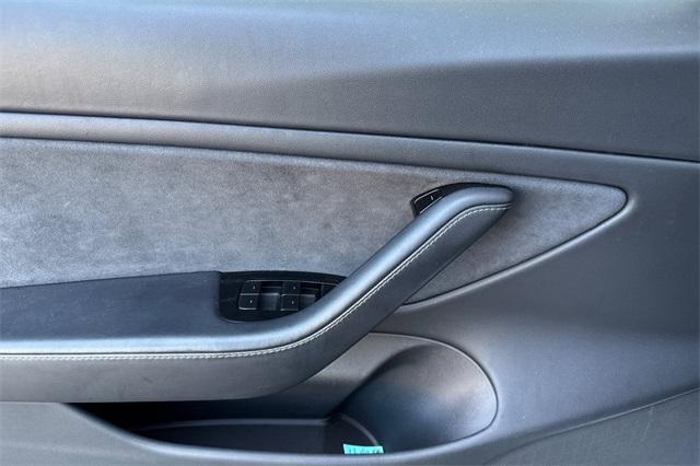 2020 Tesla Model 3 Vehicle Photo in ELK GROVE, CA 95757-8703