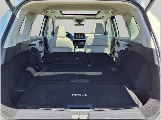 2022 Nissan Rogue Vehicle Photo in Oshkosh, WI 54904