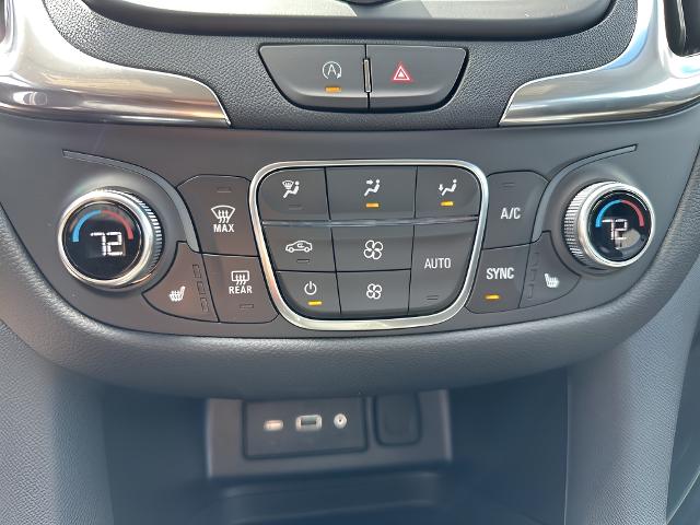 2022 Chevrolet Equinox Vehicle Photo in MANITOWOC, WI 54220-5838