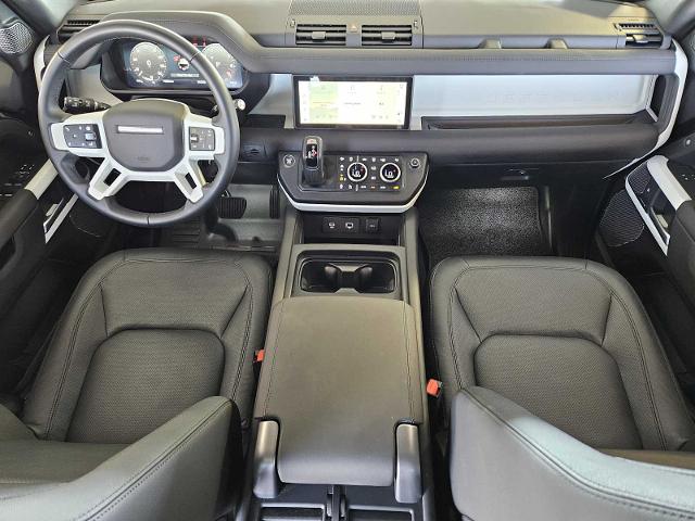 2024 Defender Vehicle Photo in AUSTIN, TX 78717