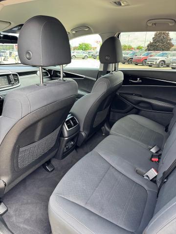 2020 Kia Sorento Vehicle Photo in Peoria, IL 61615