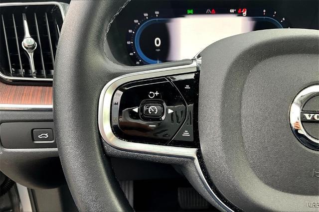 2023 Volvo XC60 Vehicle Photo in Grapevine, TX 76051
