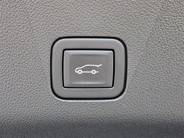 2024 Cadillac Escalade ESV Vehicle Photo in ALLENTOWN, PA 18103-7399