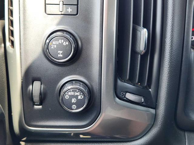 2017 Chevrolet Silverado 1500 Vehicle Photo in DENTON, TX 76210-9321