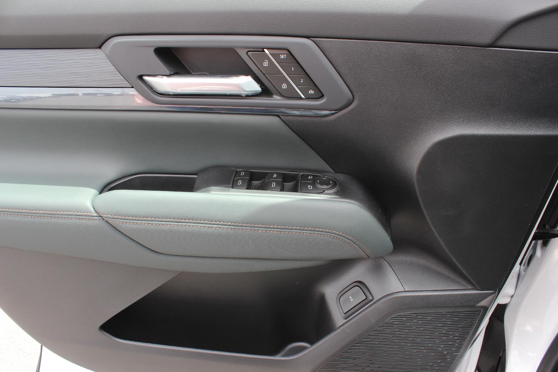 2026 GMC Terrain Vehicle Photo in AURORA, CO 80012-4011