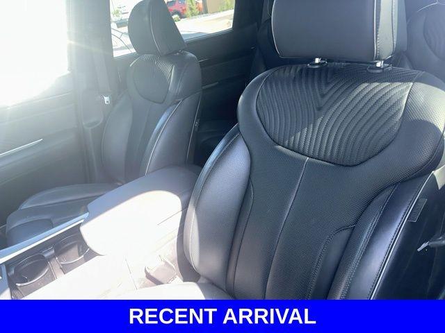 2024 Hyundai PALISADE Vehicle Photo in Merrillville, IN 46410