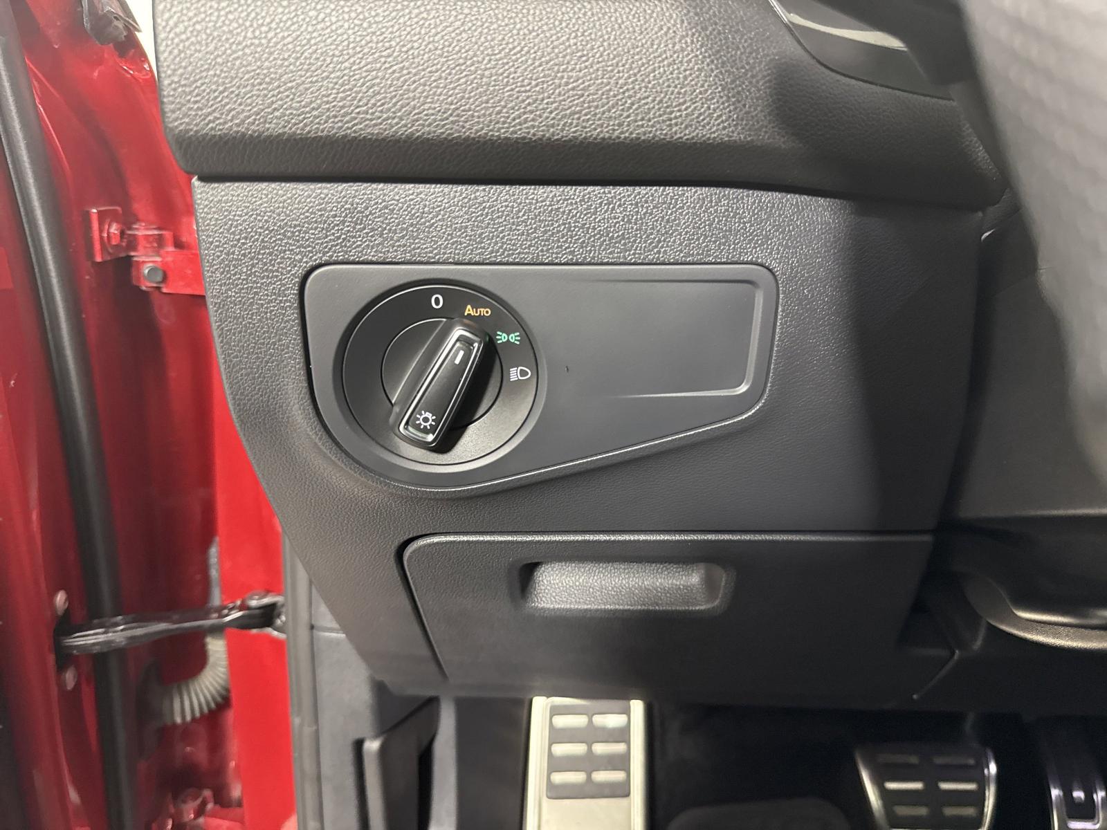 2024 Volkswagen Tiguan Vehicle Photo in Georgetown, TX 78626